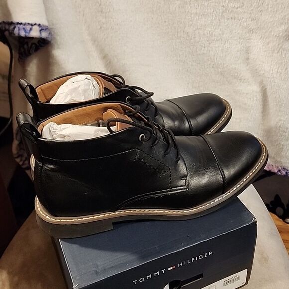 Tommy Hilfiger Veryl Chukka boot shoe Size 9 new in box - Picture 5 of 6